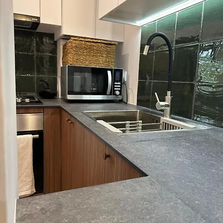 Zora Apartment *